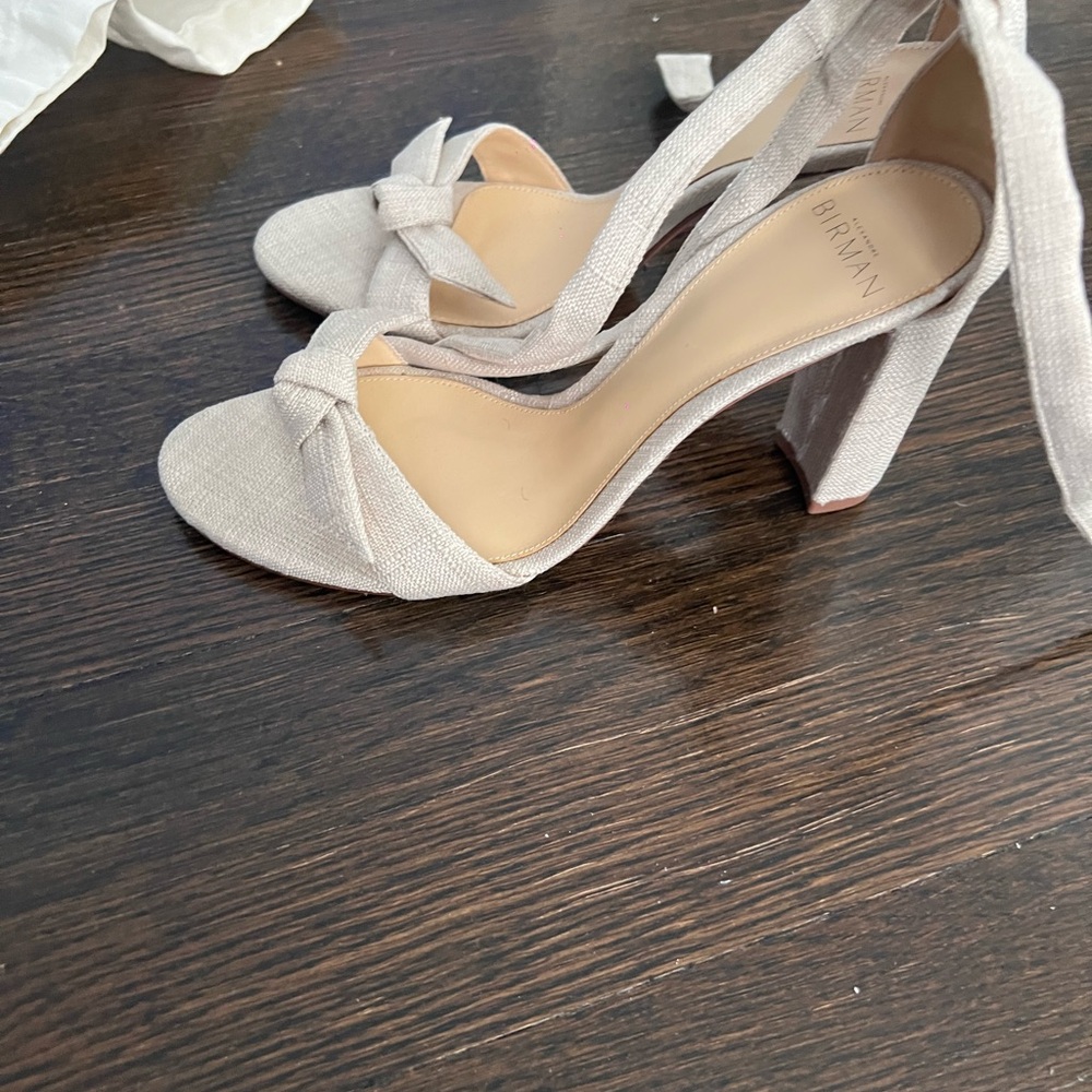 FLASH SALE⚡️Alexandre Birman CLARITA🌸Light Beige Linen Bow-Knotted Ankle Tie - Picture 4 of 6